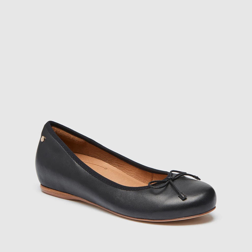 Elizabeth â Style Shoes